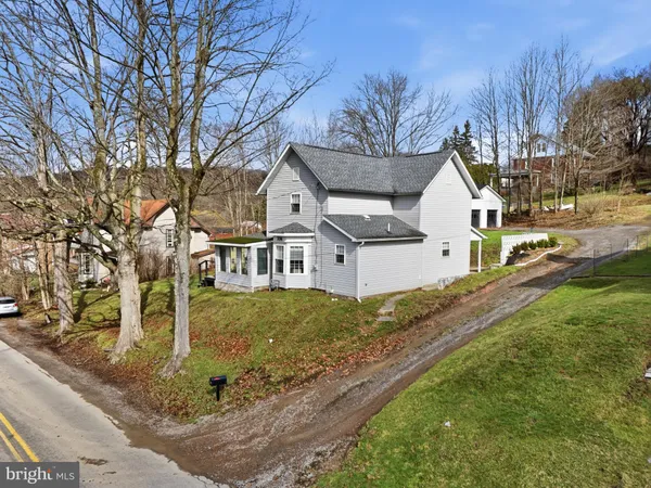 $210,000 | 336 East Main Street, Sykesville, PA 15865