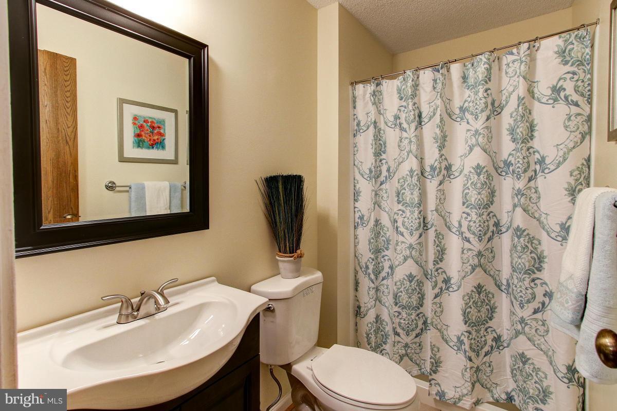 11872 Lester Road Manassas, VA 20112 - Photo 13 of 21 Completely Remodeled Master Bath, All New!