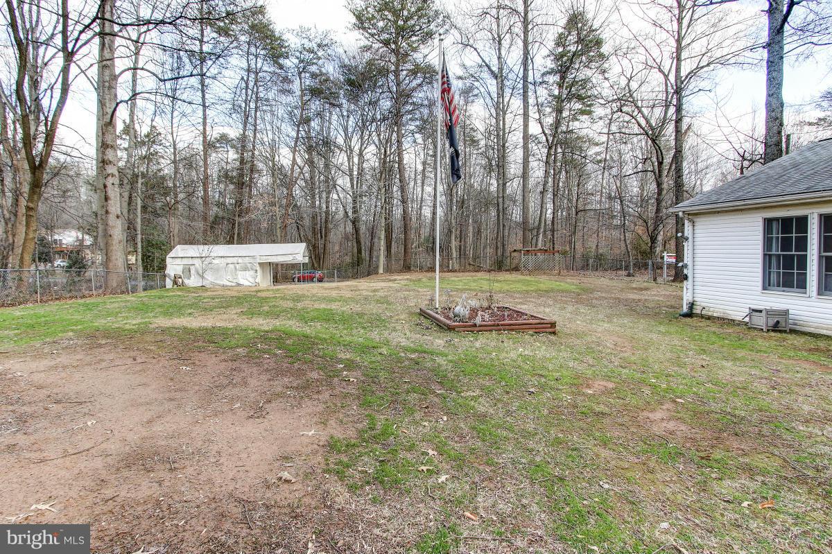 11872 Lester Road Manassas, VA 20112 - Photo 19 of 21 .71 acre with Fenced Yard