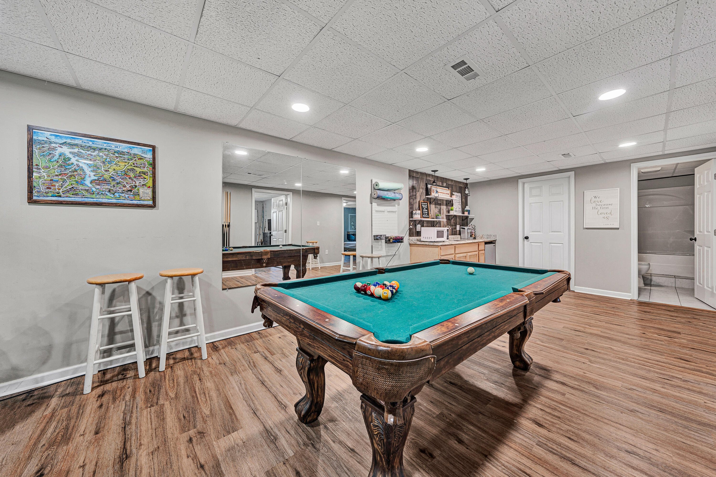 111 Deerhill Road Goodview, VA 24095 - Photo 25 of 50 34-DSC00085