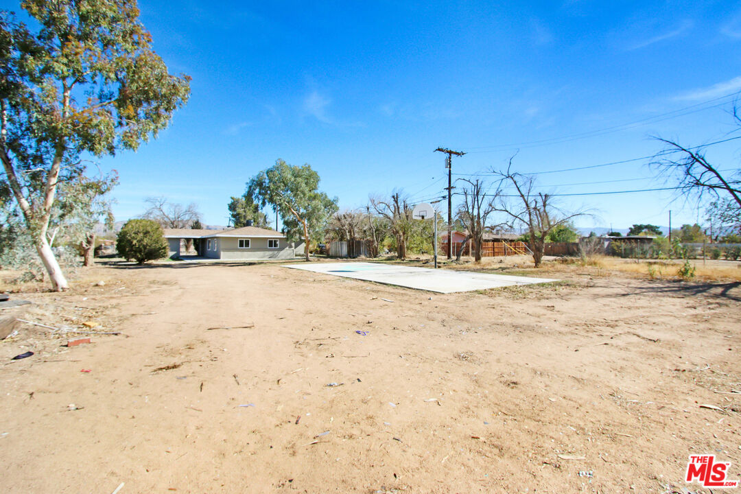 14388 Osage Road Apple Valley, CA 92307 - Photo 13 of 14 Gallery Image 13
