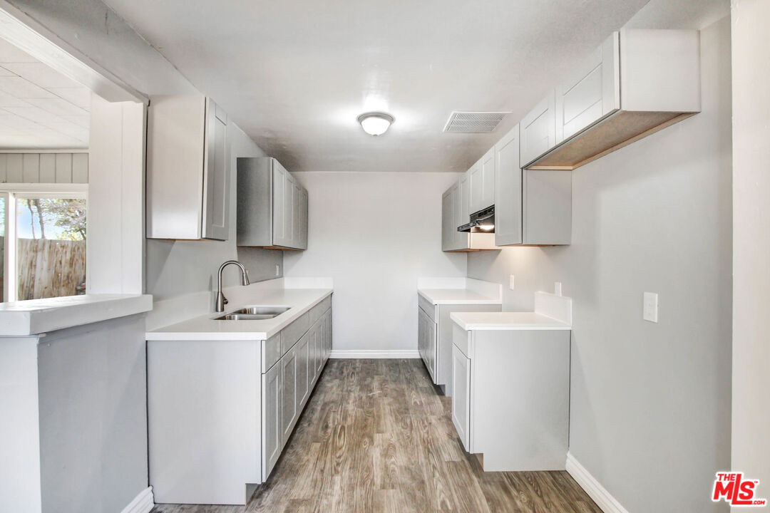 14388 Osage Road Apple Valley, CA 92307 - Photo 5 of 14 Gallery Image 5