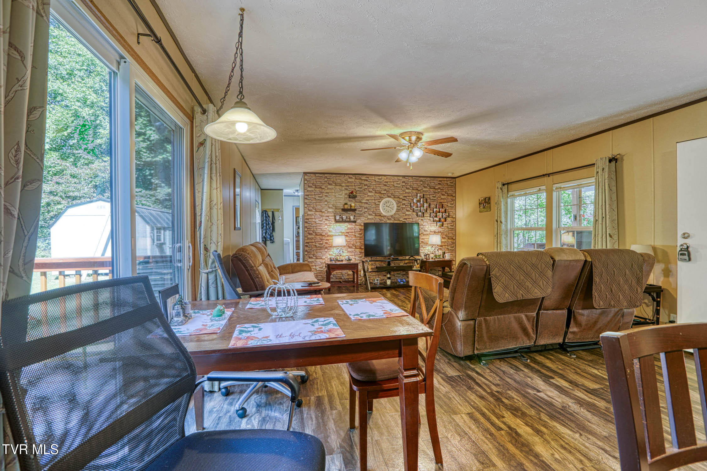 138 Lauderback Road Rogersville, TN 37857 - Photo 8 of 52 138 Lauderback. Rog MLSb (5 of 27)