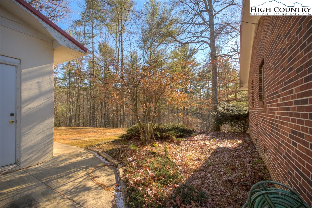 4412 Hardin Road Boone, NC 28607 - Photo 31 of 33 Gallery Image 31