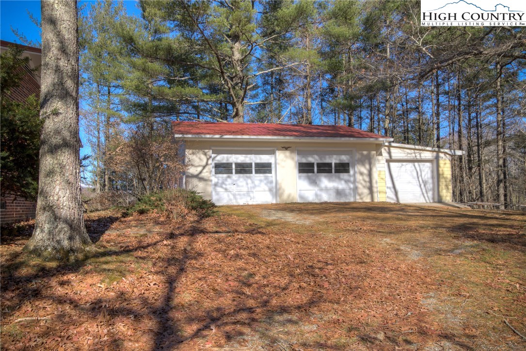 4412 Hardin Road Boone, NC 28607 - Photo 7 of 33 Gallery Image 7