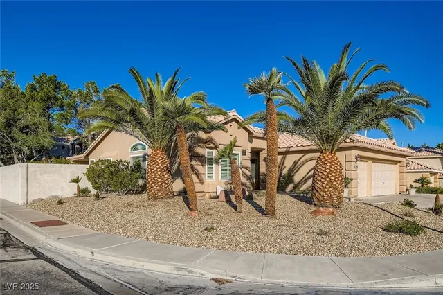 $2,600 | 8985 McLeod Drive, Henderson, NV 89074