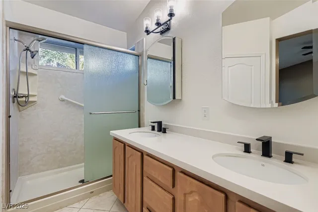 $2,600 | 8985 McLeod Drive, Henderson, NV 89074