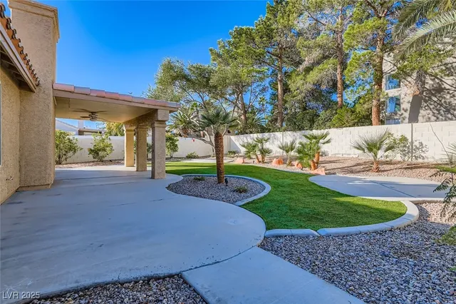 $2,600 | 8985 McLeod Drive, Henderson, NV 89074