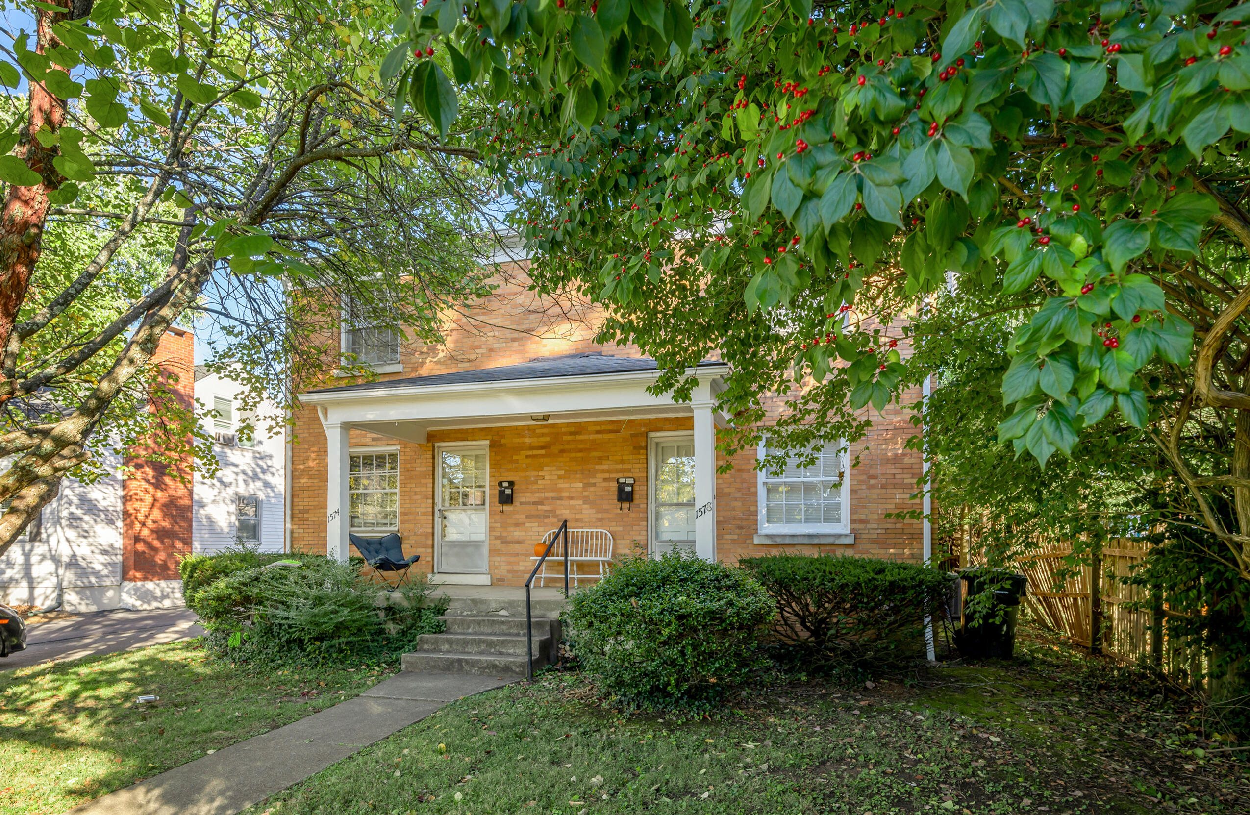 1574 Elizabeth Street Lexington, KY 40503 - Photo 2 of 29 TDB_3714