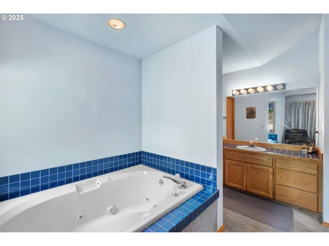 $799,000 | 8552 Southwest Rodlun Road, Gresham, OR 97080