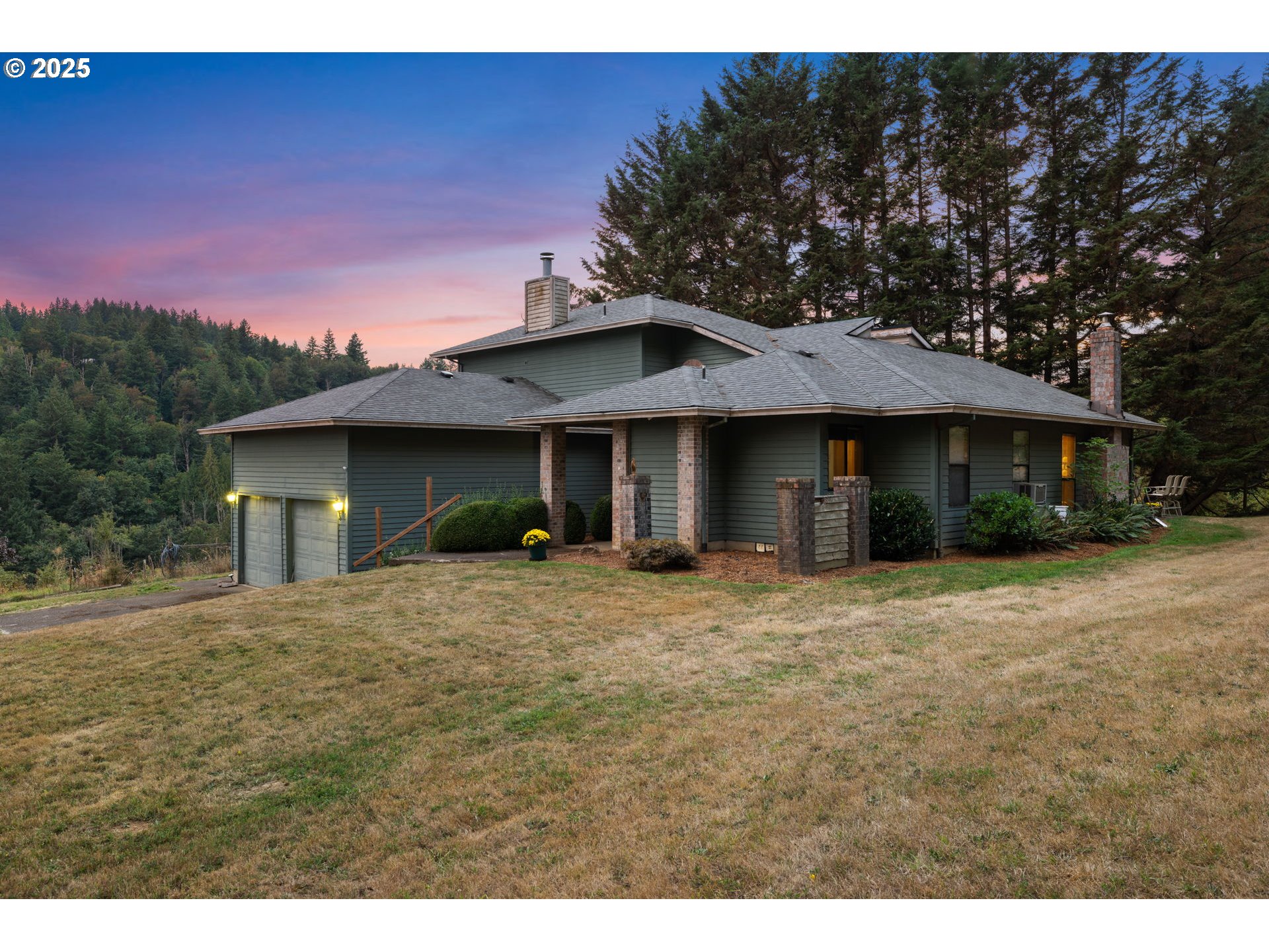 8552 Southwest Rodlun Road Gresham, OR 97080 - Photo 2 of 43