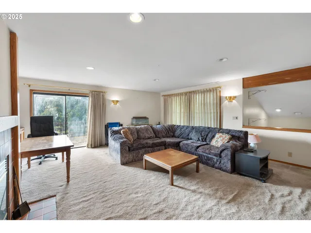 $799,000 | 8552 Southwest Rodlun Road, Gresham, OR 97080