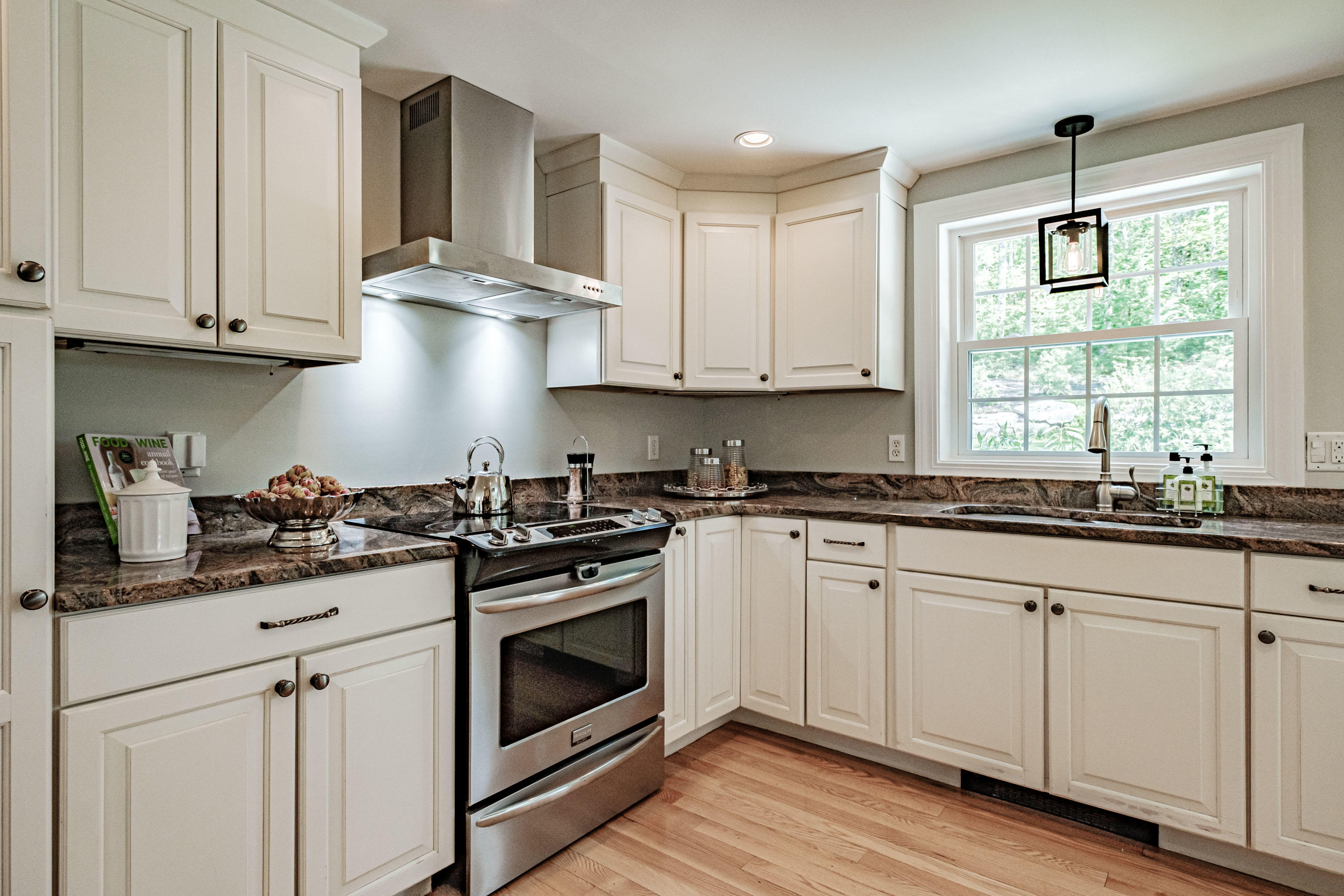 43 Valley Road Cumberland, ME 04021 - Photo 12 of 81 20210715gp-63044