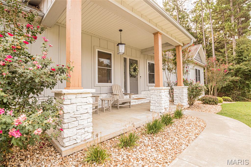 215 Ruth Harris Lane Poplar Bluff, MO 63901 - Photo 3 of 43 Gallery Image 3