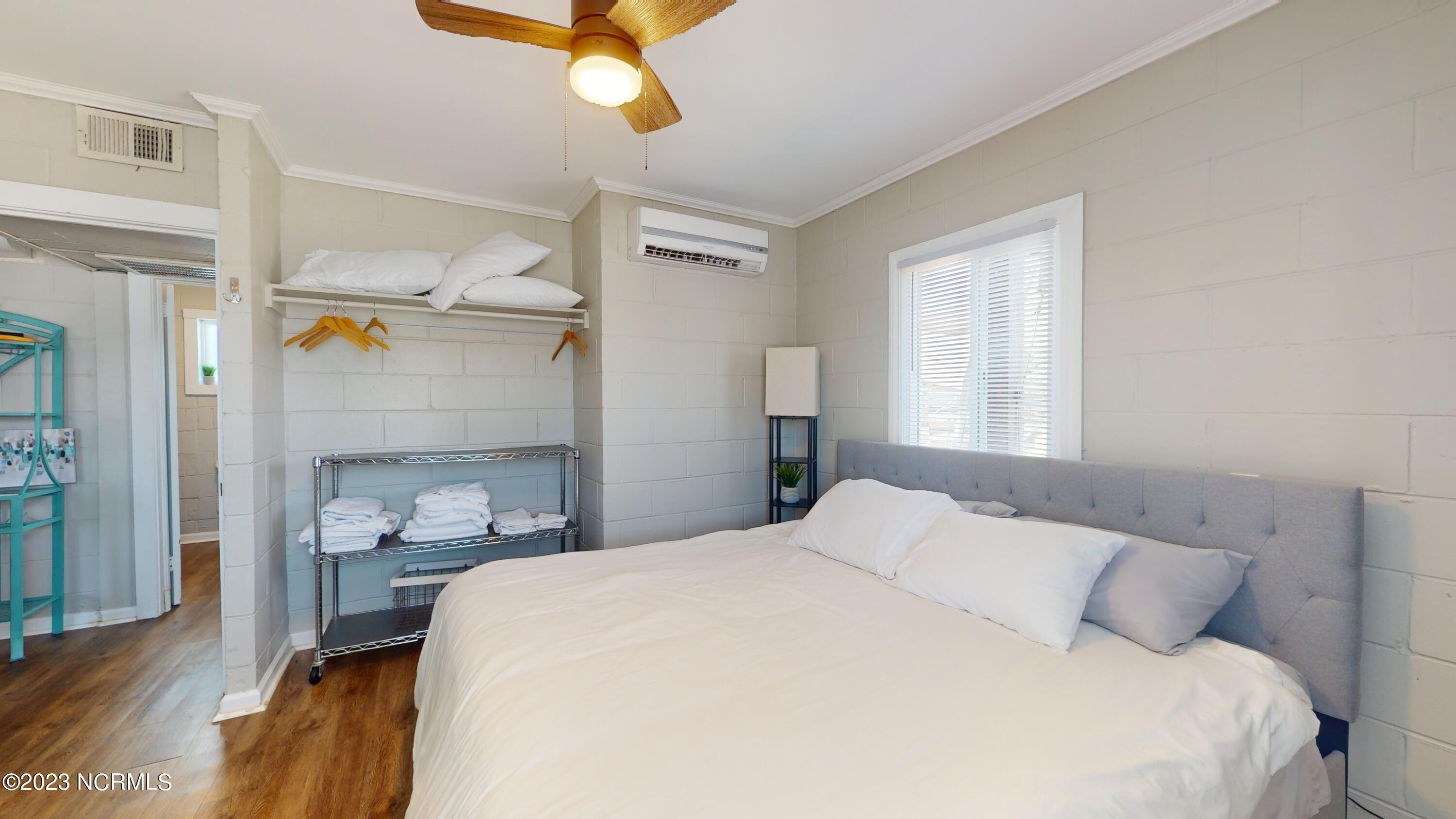 101 24th Street Emerald Isle, NC 28594 - Photo 34 of 47 101-24th-St-09112023_202536