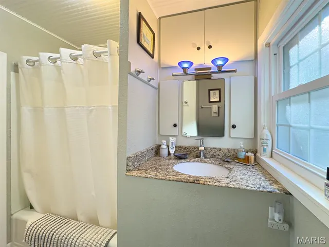 $810,000 | Undisclosed Address, Viburnum, MO 65566