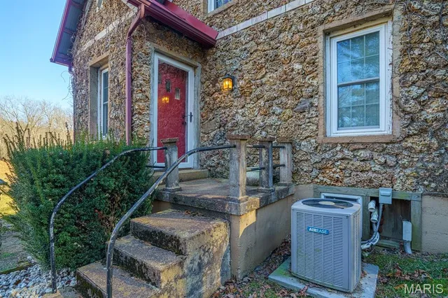 $810,000 | Undisclosed Address, Viburnum, MO 65566