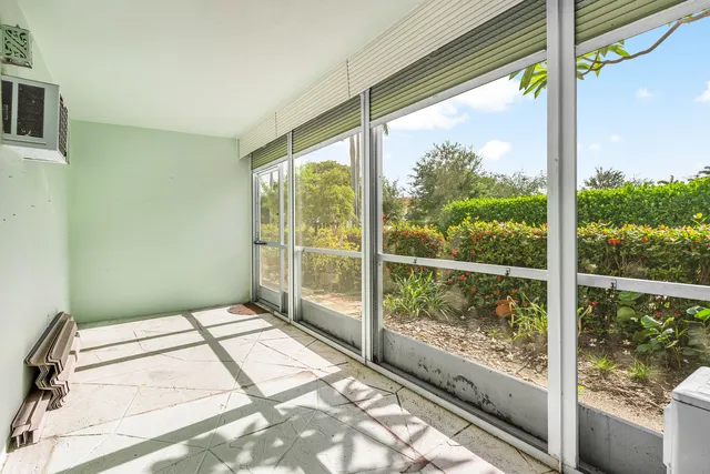 $99,900 | 40 Southeast 13th Street, Unit A3, Boca Raton, FL 33432