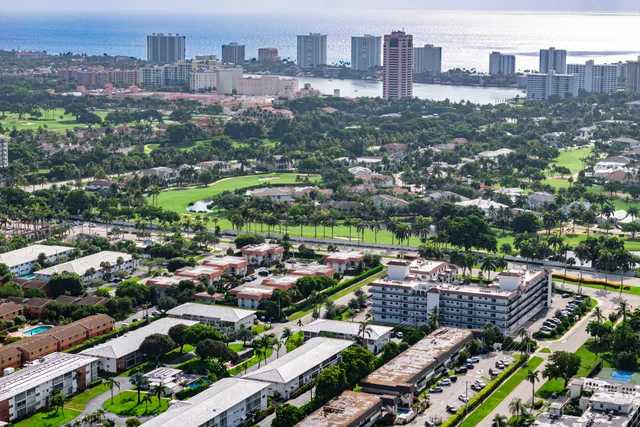 $99,900 | 40 Southeast 13th Street, Unit A3, Boca Raton, FL 33432