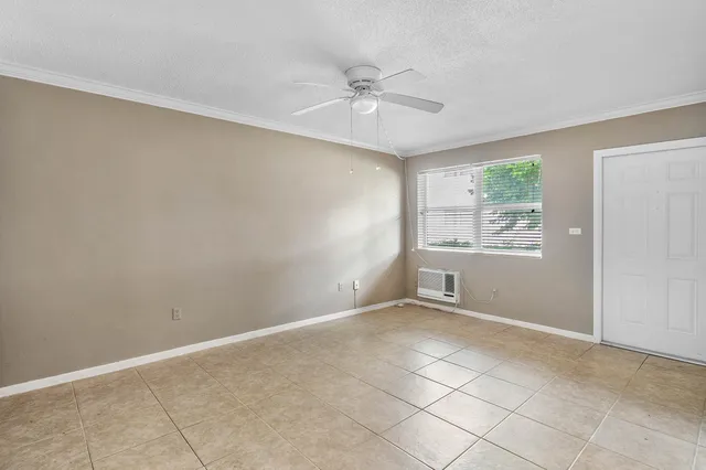 $99,900 | 40 Southeast 13th Street, Unit A3, Boca Raton, FL 33432