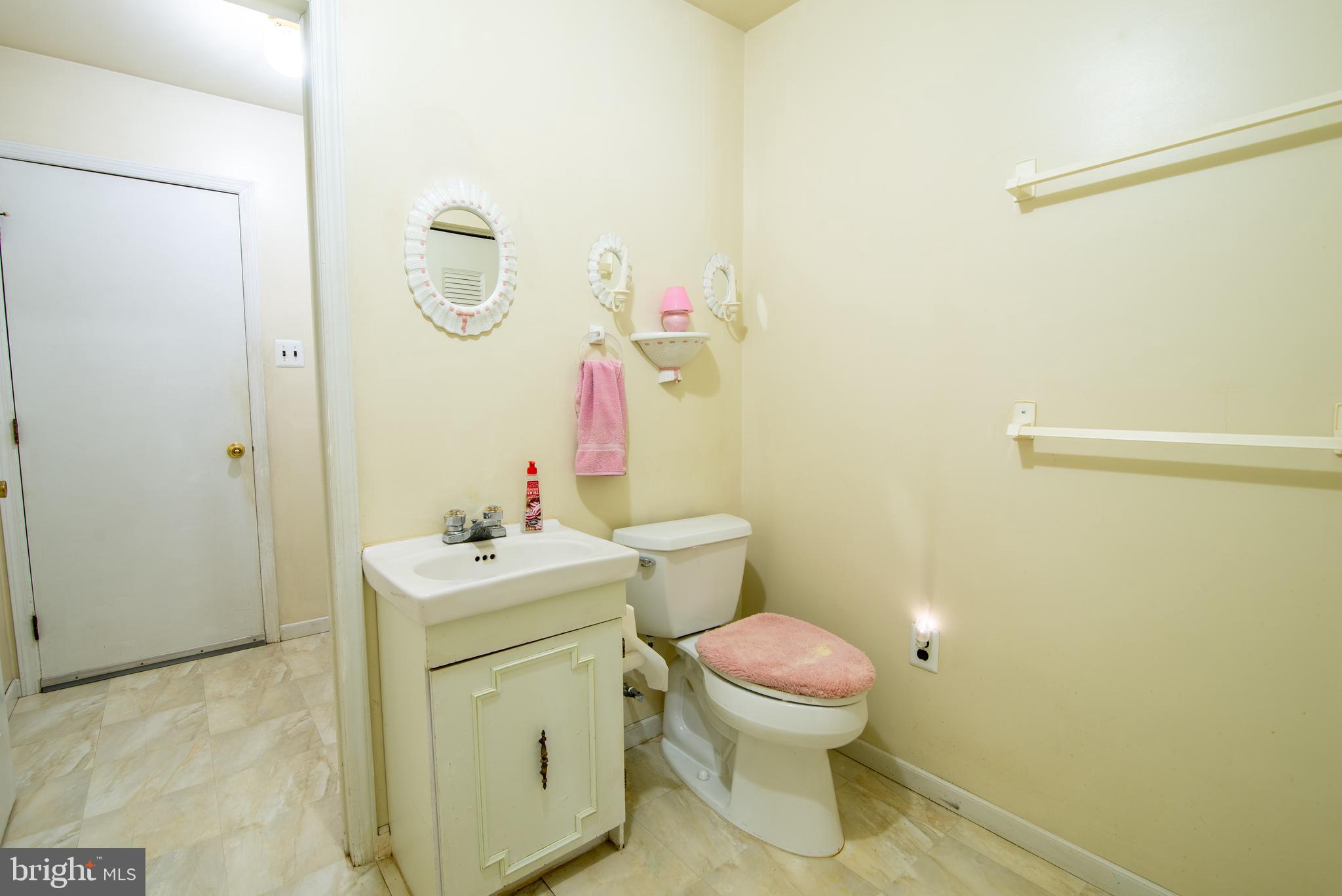 508 Kings Highway Mickleton, NJ 08056 - Photo 12 of 21 Half Bath