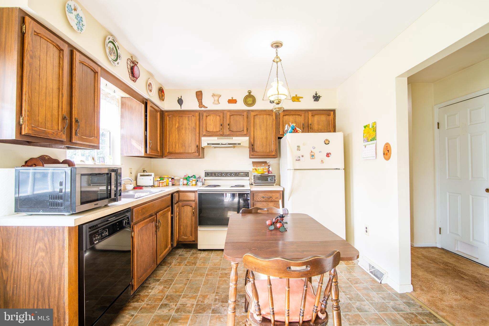 508 Kings Highway Mickleton, NJ 08056 - Photo 7 of 21 Kitchen