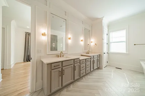 $1,125,000 | 2120 Nims Village Drive, Fort Mill, SC 29715