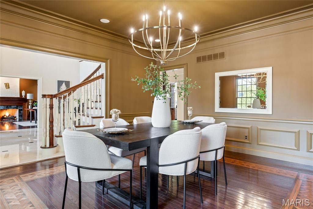 29 Muirfield Lane Town and Country, MO 63141 - Photo 14 of 86