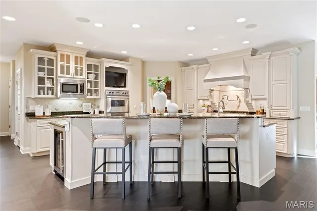 $3,495,000 | 29 Muirfield Lane, Town and Country, MO 63141