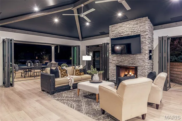 $3,495,000 | 29 Muirfield Lane, Town and Country, MO 63141