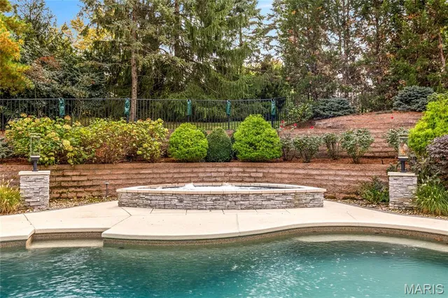 $3,495,000 | 29 Muirfield Lane, Town and Country, MO 63141