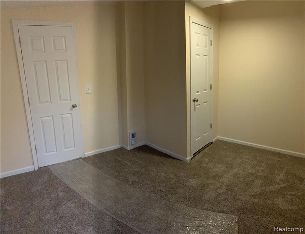1881 June Avenue Rochester Hills, MI 48309 - Photo 20 of 26