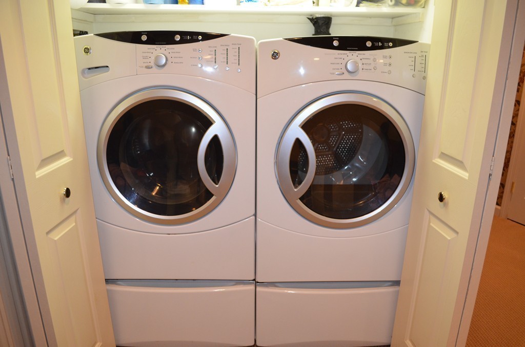 100 Benz Street Springfield, MA 01118 - Photo 25 of 29