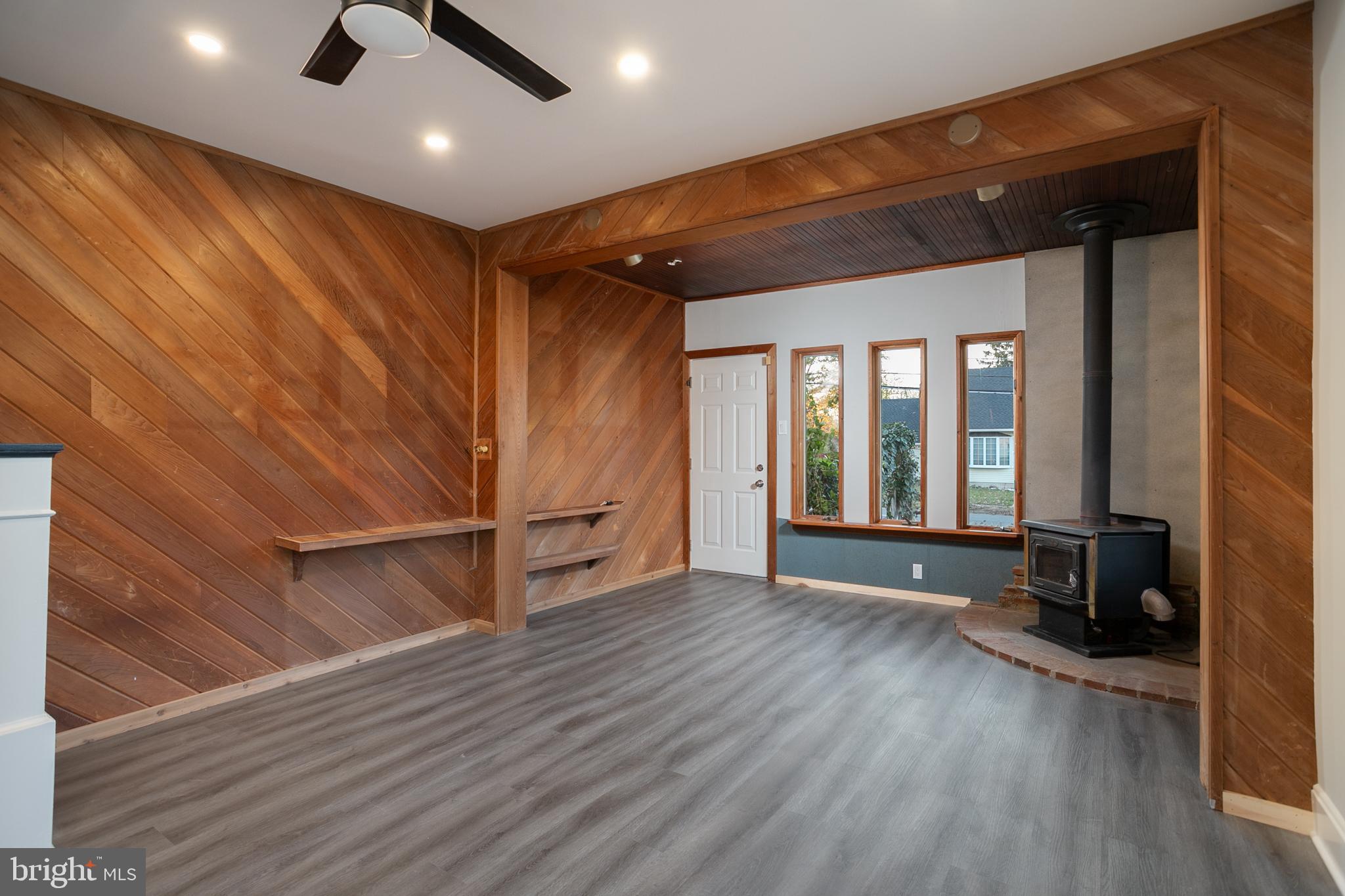 1202 Pennington Road Ewing, NJ 08618 - Photo 7 of 34 Gallery Image 7