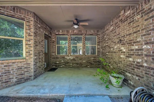 $375,000 | 2420 Winter Trail Drive, Conroe, TX 77304