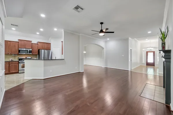 $375,000 | 2420 Winter Trail Drive, Conroe, TX 77304