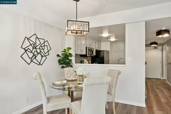 $425,000 | 655 Chetwood Street, Unit 203, Oakland, CA 94610