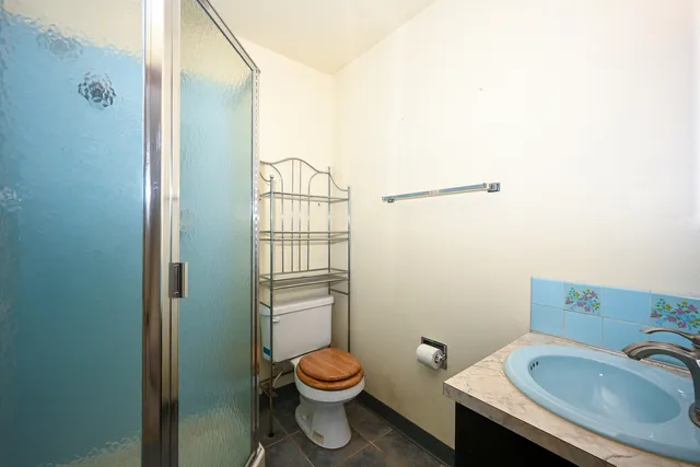 $299,000 | 951 Chelsea Lane, Schaumburg, IL 60193