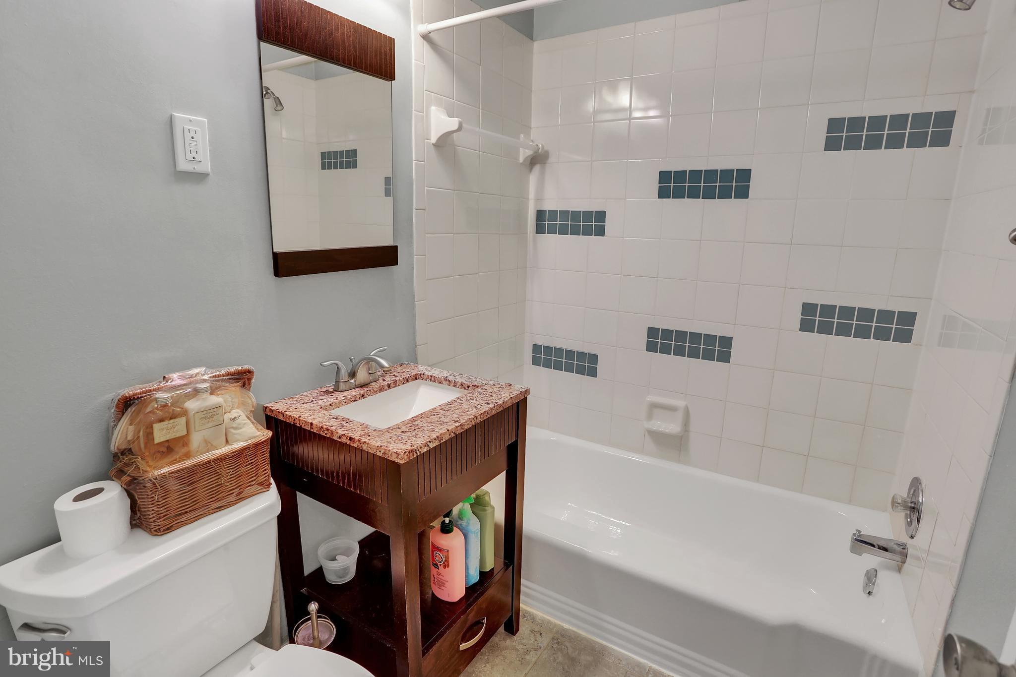 4633 Guinea Road Annandale, VA 22003 - Photo 14 of 28 Bath