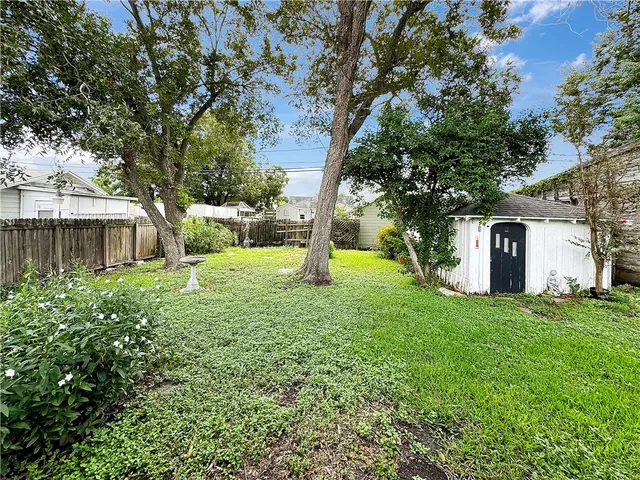 $1,850 | 407 Palmero Street, Corpus Christi, TX 78404