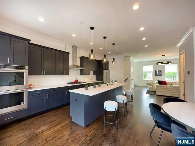 $850,000 | 2 Parkside Lane, Teaneck, NJ 07666