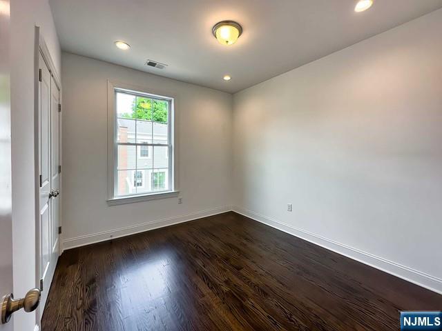 2 Parkside Lane Teaneck, NJ 07666 - Photo 24 of 29