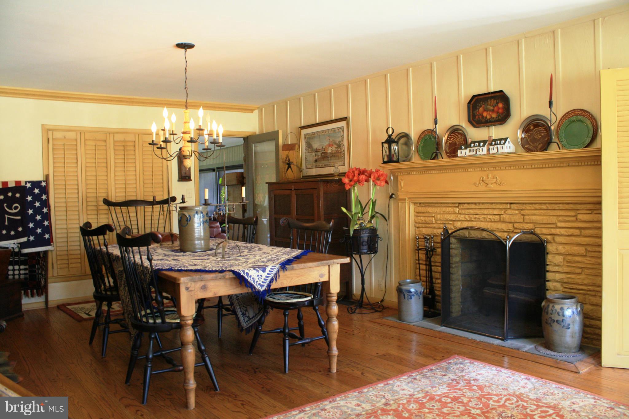 554 Hampton Lane Baltimore, MD 21286 - Photo 12 of 30 Dining Room