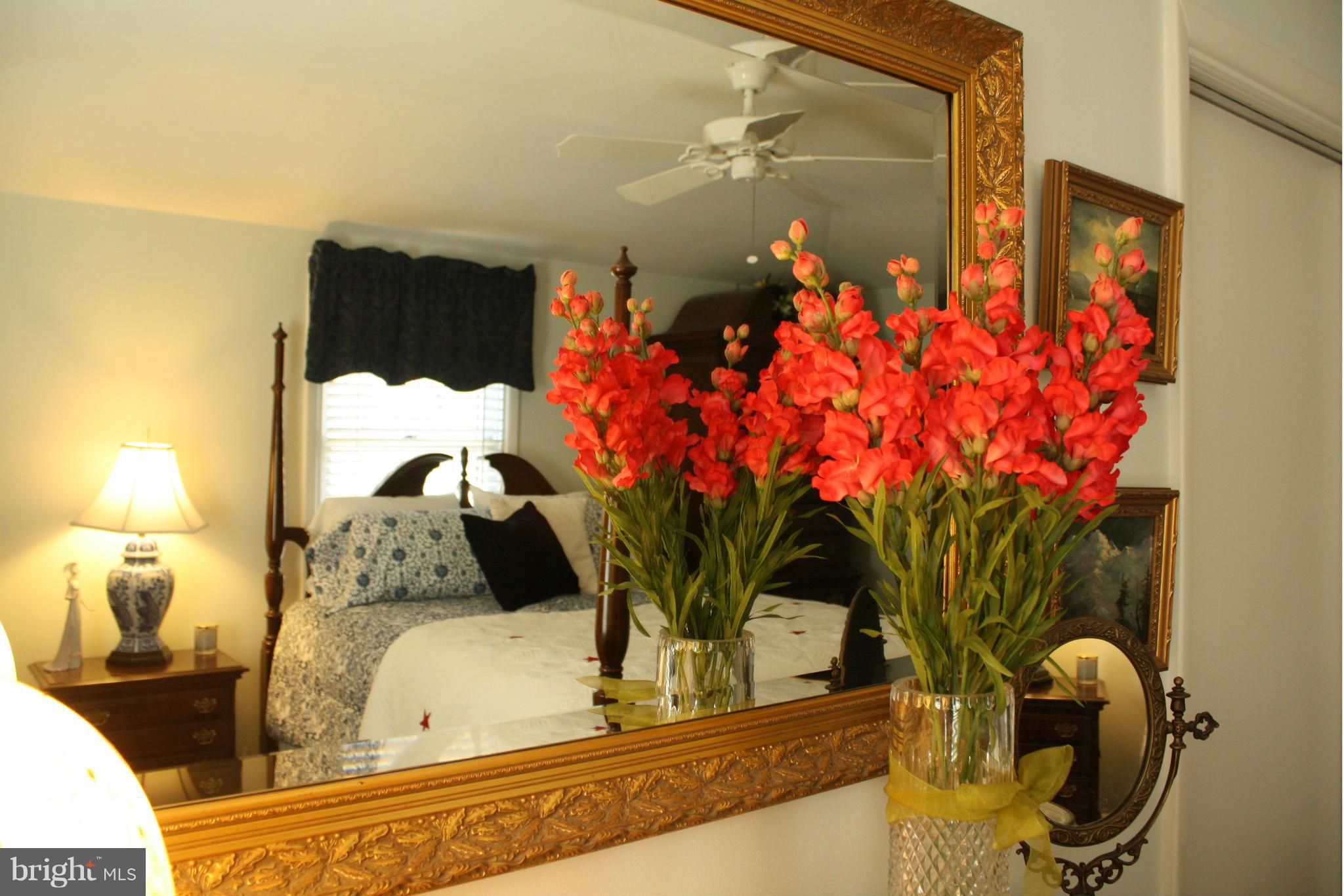 554 Hampton Lane Baltimore, MD 21286 - Photo 23 of 30 Bedroom