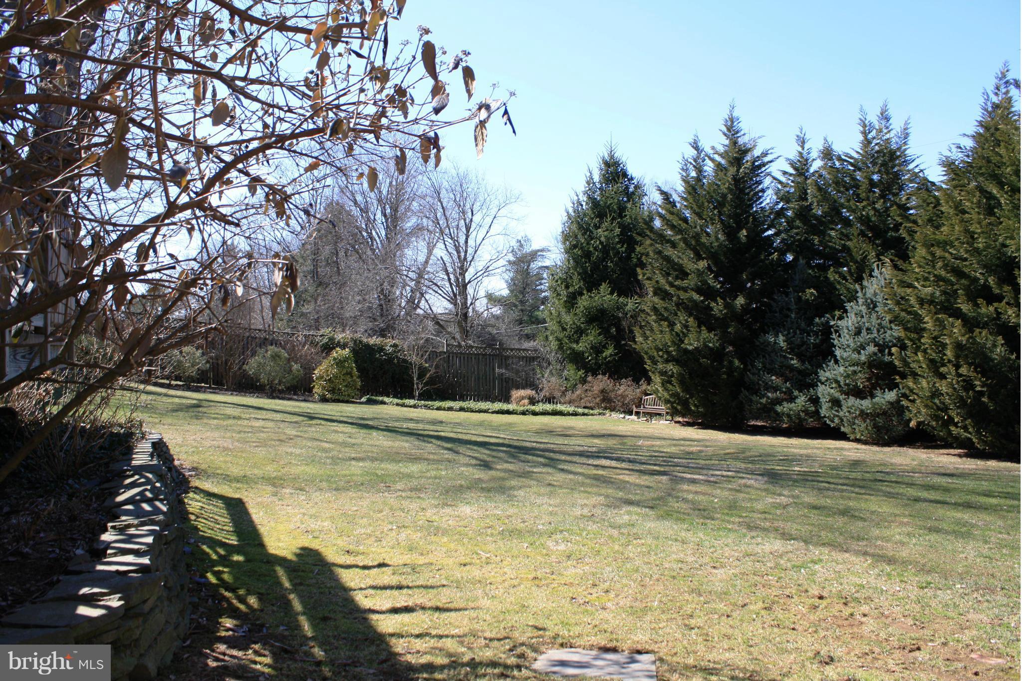 554 Hampton Lane Baltimore, MD 21286 - Photo 27 of 30 Exterior (Rear)