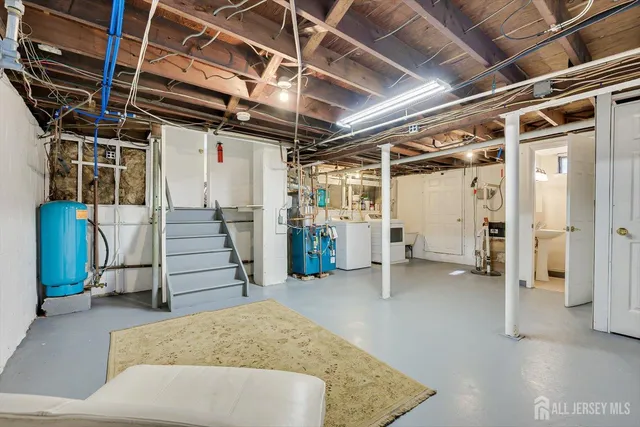 $649,999 | 12 Hadler Drive, Somerset, NJ 08873