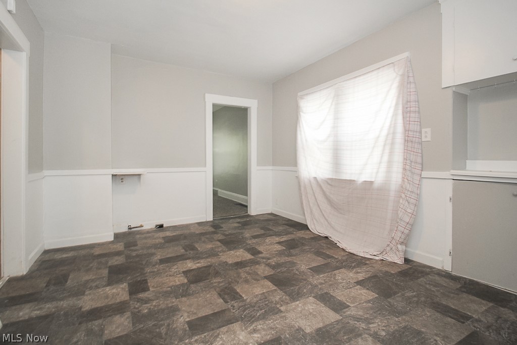 834 Wayside Road Cleveland, OH 44110 - Photo 15 of 34
