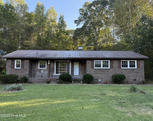 $189,900 | 600 Mallard Drive, Roper, NC 27970