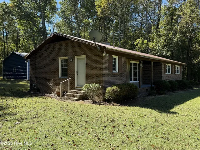 $189,900 | 600 Mallard Drive, Roper, NC 27970