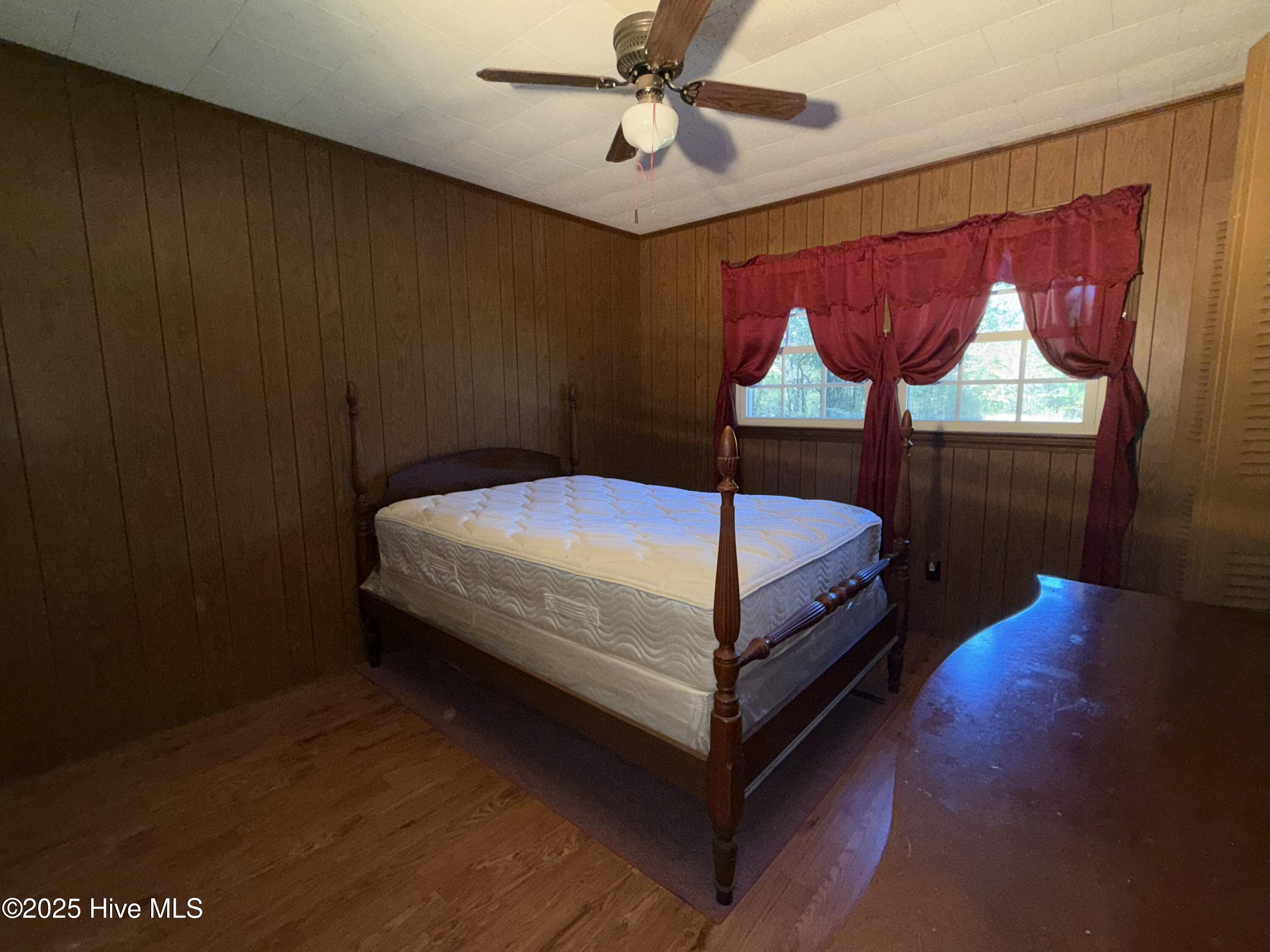 600 Mallard Drive Roper, NC 27970 - Photo 32 of 42 2nd Bedroom